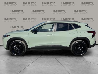 Used 2025 Chevrolet Trax ACTIV for sale #1HT4853A - photo 2