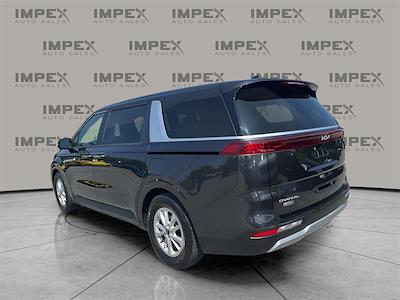 Used 2024 Kia Carnival LX Minivan for sale #1KV4318 - photo 2