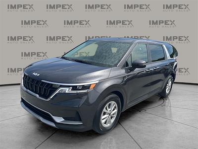 Used 2024 Kia Carnival LX Minivan for sale #1KV5403 - photo 1