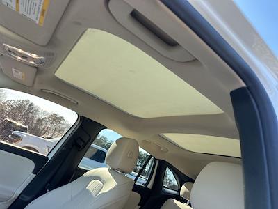 Used 2022 Mercedes-Benz GLA 250 - photo 1