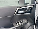 Used 2023 Mitsubishi Outlander PHEV SE for sale #1MT5403 - photo 26