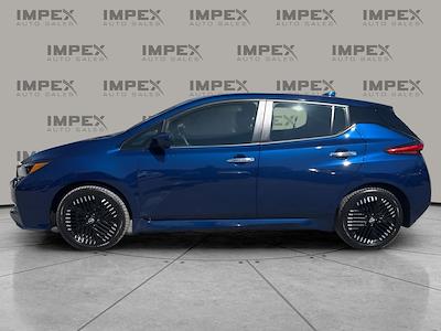 Used 2024 Nissan LEAF - photo 1