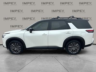 Used 2023 Nissan Pathfinder - photo 1