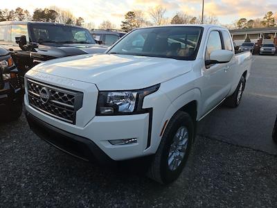 Used 2024 Nissan Frontier - photo 1