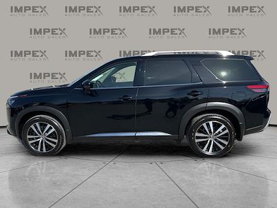 Used 2025 Nissan Pathfinder - photo 1
