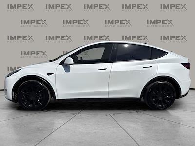 Used 2023 Tesla Model Y - photo 1