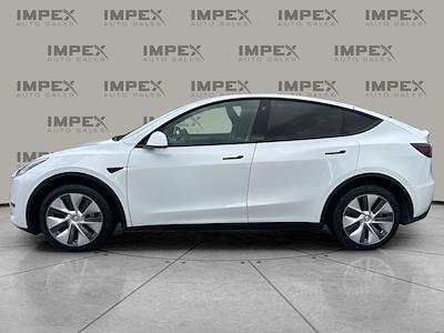 Used 2022 Tesla Model Y - photo 1