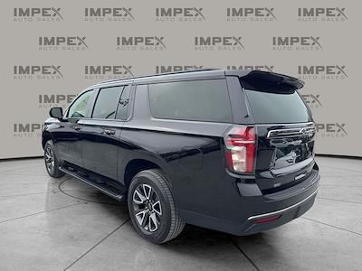 Used 2021 Chevrolet Suburban - photo 1