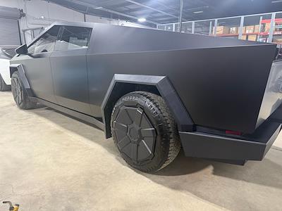 Used 2024 Tesla Cybertruck - photo 1