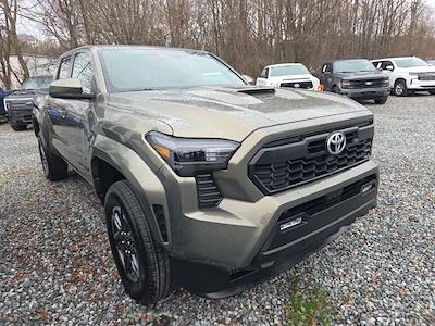 Used 2025 Toyota Tacoma - photo 1