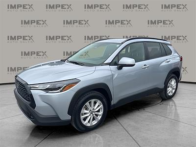 Used 2024 Toyota Corolla Cross LE for sale #1TT5900 - photo 1