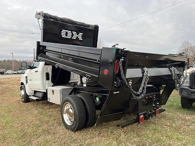 Used 2022 Chevrolet Silverado 6500 - photo 1