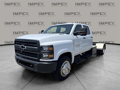 Used 2020 Chevrolet Silverado 5500 Work Truck Crew Cab Cab Chassis for sale #4CT8725 - photo 1