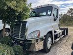 Used 2015 Freightliner Cascadia Cummins ISX Semi Truck for sale #4FT1371 - photo 1