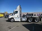 Used 2016 Freightliner Cascadia Cummins ISX12 Semi Truck for sale #4FT6987 - photo 4