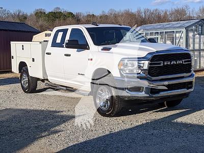Used 2022 Ram 3500 Crew Cab Service Truck for sale #1RT9562 - photo 1