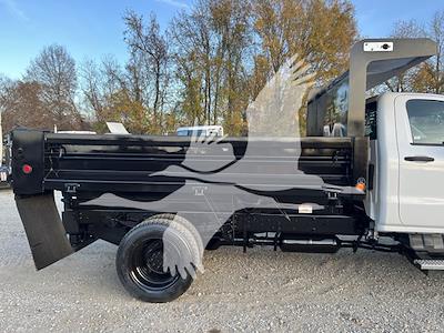 Used 2022 Chevrolet Silverado 6500 Dump Truck for sale #4CT3396 - photo 2