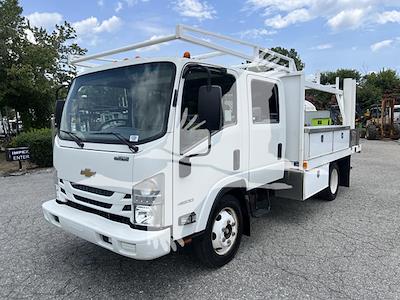 Used 2017 Chevrolet LCF 4500 Crew Cab Flatbed Truck for sale #4CT6355 - photo 1