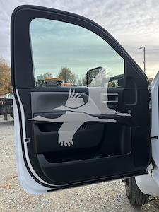 Used 2022 Chevrolet Silverado 6500 Dump Truck for sale #4CT7886 - photo 1