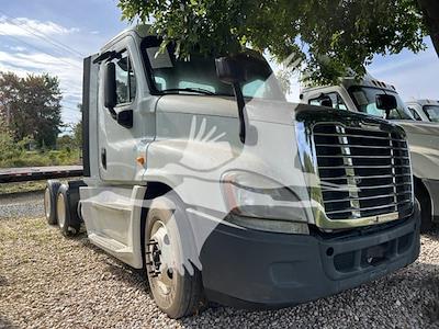 Used 2014 Freightliner Cascadia Detroit Diesel DD15 EV Semi Truck for sale #4FT1643 - photo 1