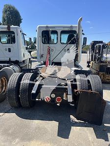 Used 2014 Freightliner Cascadia Detroit DD13 Semi Truck for sale #4FT1769 - photo 2