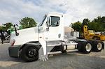 Used 2015 Freightliner Cascadia Detroit Diesel DD15 STD Semi Truck for sale #4FT5102 - photo 9
