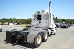 Used 2015 Freightliner Cascadia Detroit Diesel DD15 STD Semi Truck for sale #4FT7439 - photo 2
