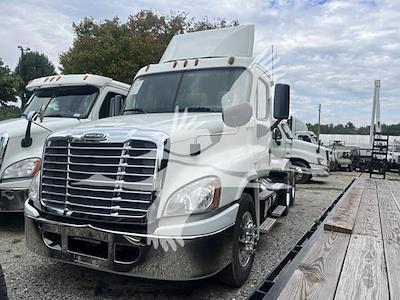 Used 2015 Freightliner Cascadia Detroit DD13 Semi Truck for sale #4FT8917 - photo 1