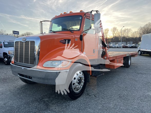 Used 2016 Peterbilt 337 - photo 6