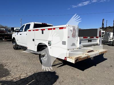 Used 2022 Ram 3500 Crew Cab Service Truck for sale #4RT0185 - photo 2