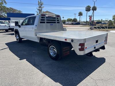 Used 2022 GMC Sierra 3500 SLE Crew Cab 4x4 Flatbed Truck for sale #TB5013 - photo 2