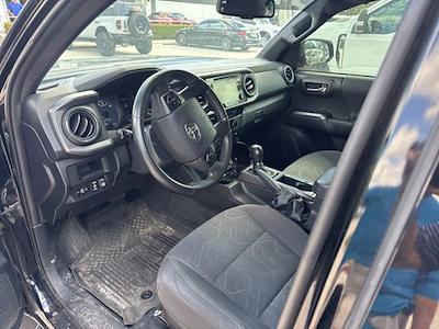 Used 2017 Toyota Tacoma - photo 1