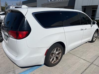 2018 Chrysler Pacifica FWD, Minivan for sale #JR271018 - photo 2