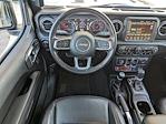 2020 Jeep Gladiator Crew Cab 4WD Pickup for sale #LL118402 - photo 19