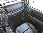 2020 Jeep Gladiator Crew Cab 4WD Pickup for sale #LL118402 - photo 20