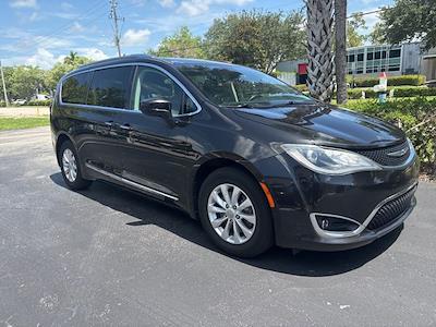 2020 Chrysler Pacifica FWD Minivan for sale #LR101726 - photo 2