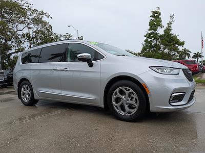 2023 Chrysler Pacifica FWD Minivan for sale #PR538757 - photo 2