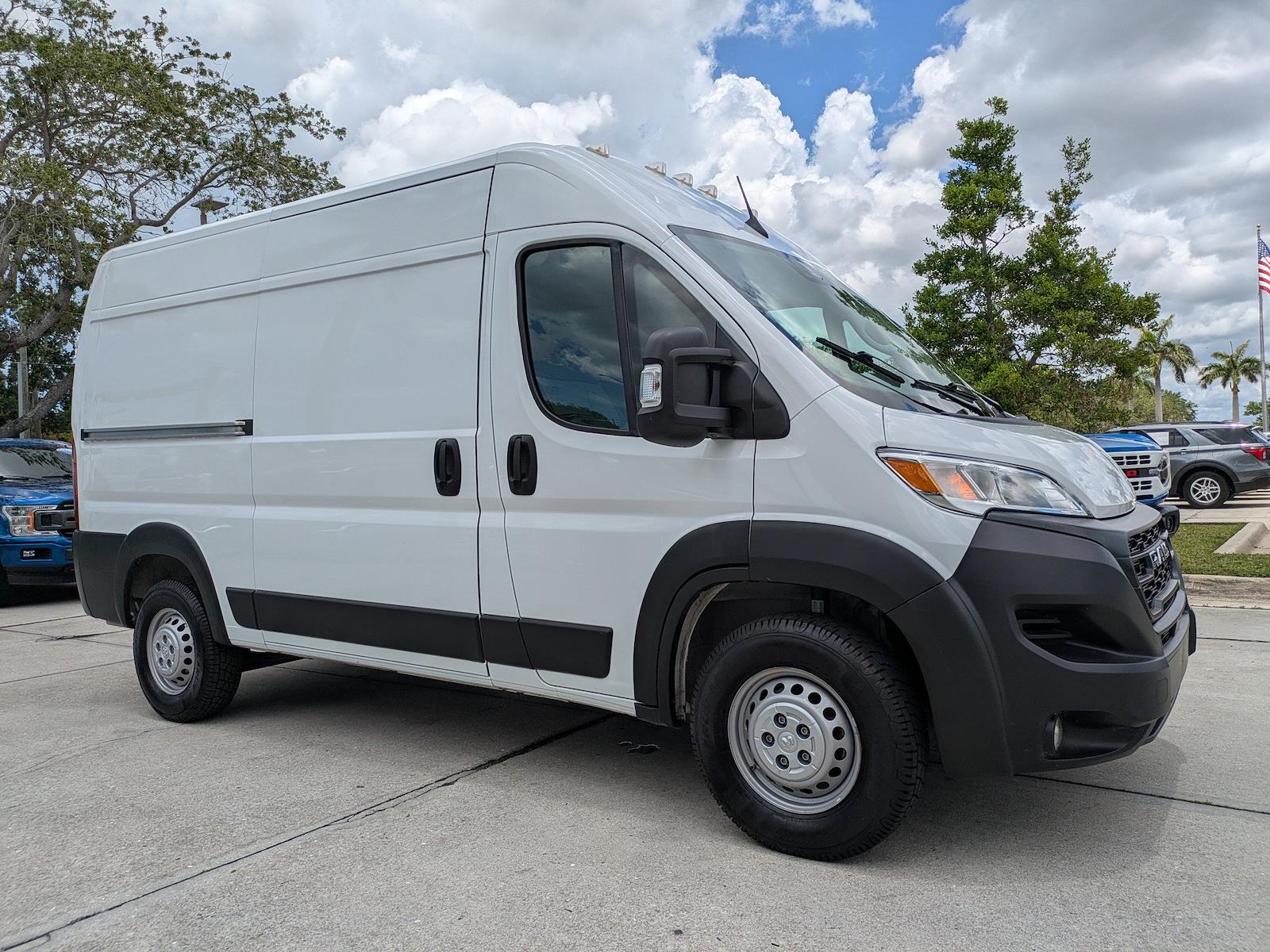 Used 2024 Ram ProMaster 2500 - photo 22