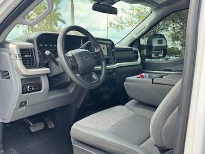 Used 2025 Ford F-250 - photo 1