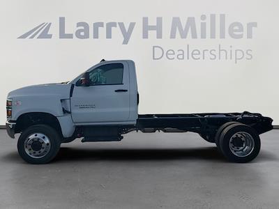 2024 Chevrolet Silverado 6500 Regular Cab DRW 4WD Cab Chassis for sale #QCHF240720 - photo 1