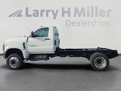 2024 Chevrolet Silverado 6500 Regular Cab DRW 4WD Cab Chassis for sale #QCHF240728 - photo 1