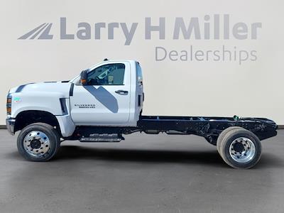 2024 Chevrolet Silverado 6500 Regular Cab DRW 4WD Cab Chassis for sale #QCHF240765 - photo 1