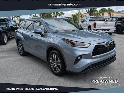 2021 Toyota Highlander FWD SUV for sale #C25T927A - photo 1