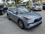 2021 Toyota Highlander FWD SUV for sale #C25T927A - photo 3