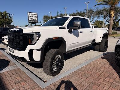 Used 2025 GMC Sierra 3500 Denali Ultimate Crew Cab for sale #G260320A - photo 1