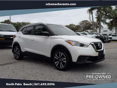 Used 2020 Nissan Kicks - photo 1