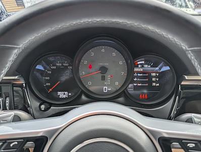 Used 2021 Porsche Macan - photo 1