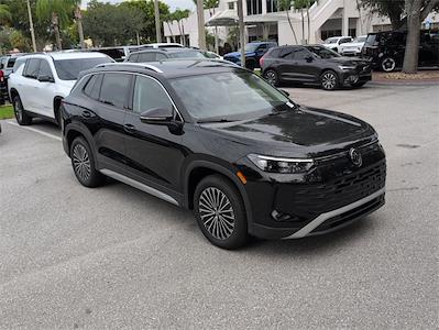 Used 2025 Volkswagen Tiguan - photo 1