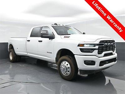 New 2026 Ram 3500 Big Horn Crew Cab 4x4 DRW Pickup for sale #26C005 - photo 1