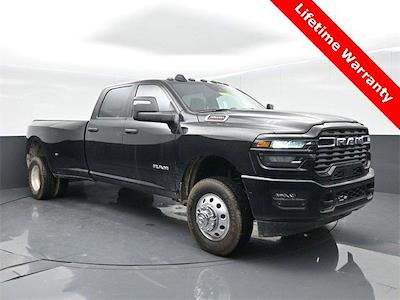 New 2026 Ram 3500 Big Horn Crew Cab 4x4 DRW Pickup for sale #26C010 - photo 1